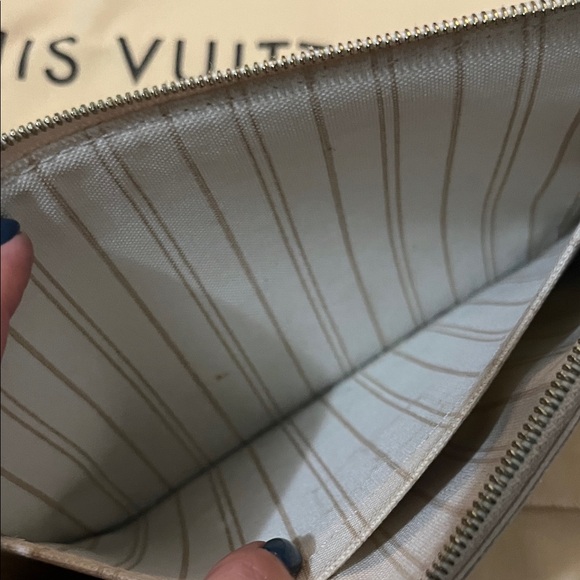 Authentic Louis Vuitton Excellent condition Neverfull Damien Azur with clutch - Picture 10 of 16